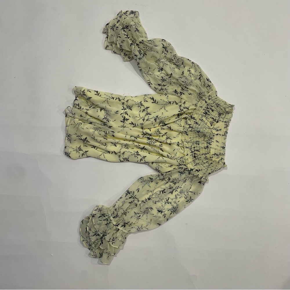 CeCe Yellow Floral Blouse with Puff Sleeves
